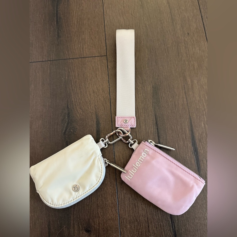 LULULEMON Dual Pouch Wristlet